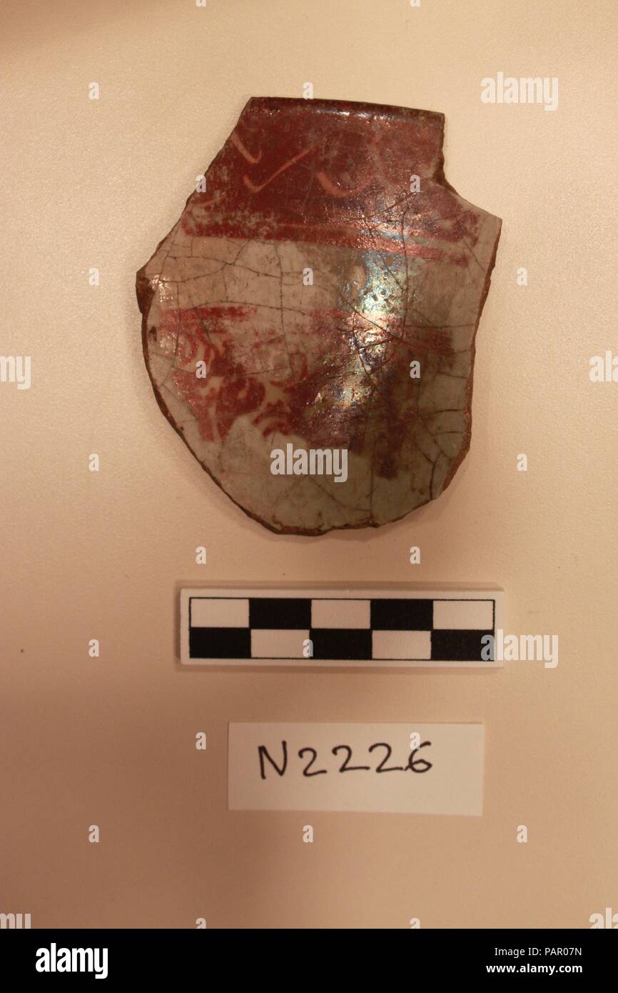 Keramisches Fragment. Abmessungen: 5,56 x 7,19 cm. Datum: 8. bis 12. Jahrhundert. Museum: Metropolitan Museum of Art, New York, USA. Stockfoto
