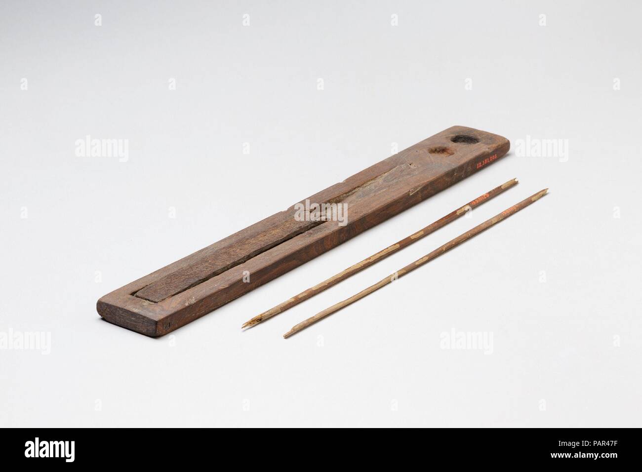 Zwei der Schreiber Bürsten. Abmessungen: L 33 cm (13 in). Dynastie: Dynasty 12-13. Datum: Ca. 1981-1640 v. Chr.. Museum: Metropolitan Museum of Art, New York, USA. Stockfoto