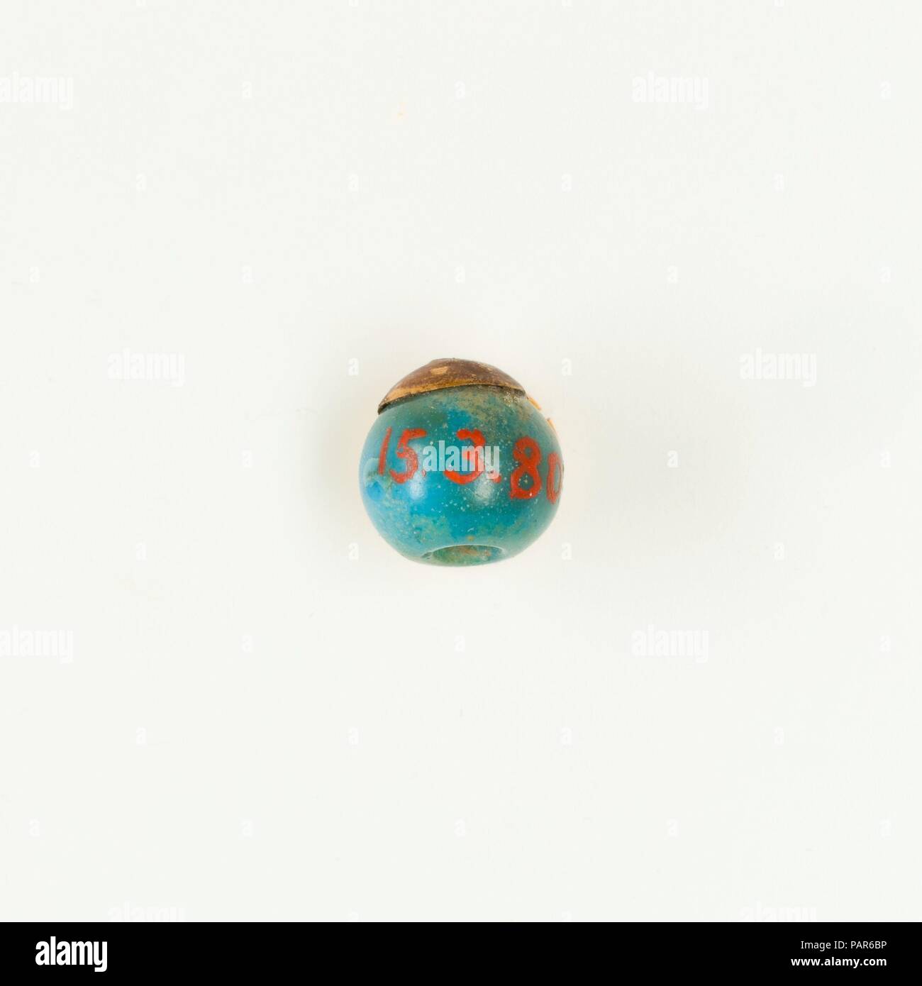 Raupe. Abmessungen: l. 0,5 cm (3/16 in.). Dynastie: Dynasty 13-15. Datum: Ca. 1640-1600 v. Chr.. Museum: Metropolitan Museum of Art, New York, USA. Stockfoto