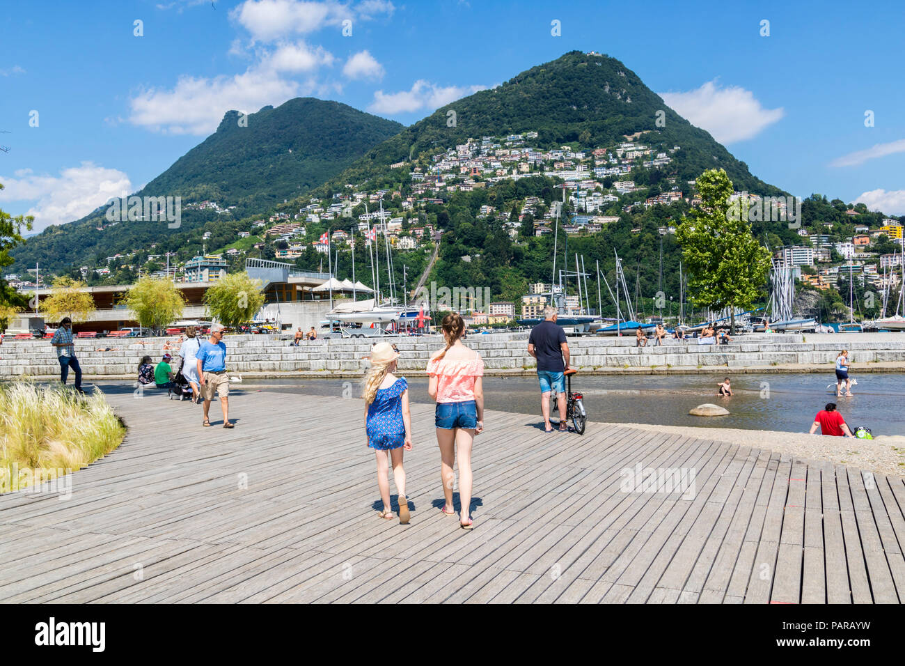 Direkt am See, mit Blick auf den Luganer See, Parco Civico, Lugano, Lago di Lugano, Tessin, Schweiz, Europa Stockfoto