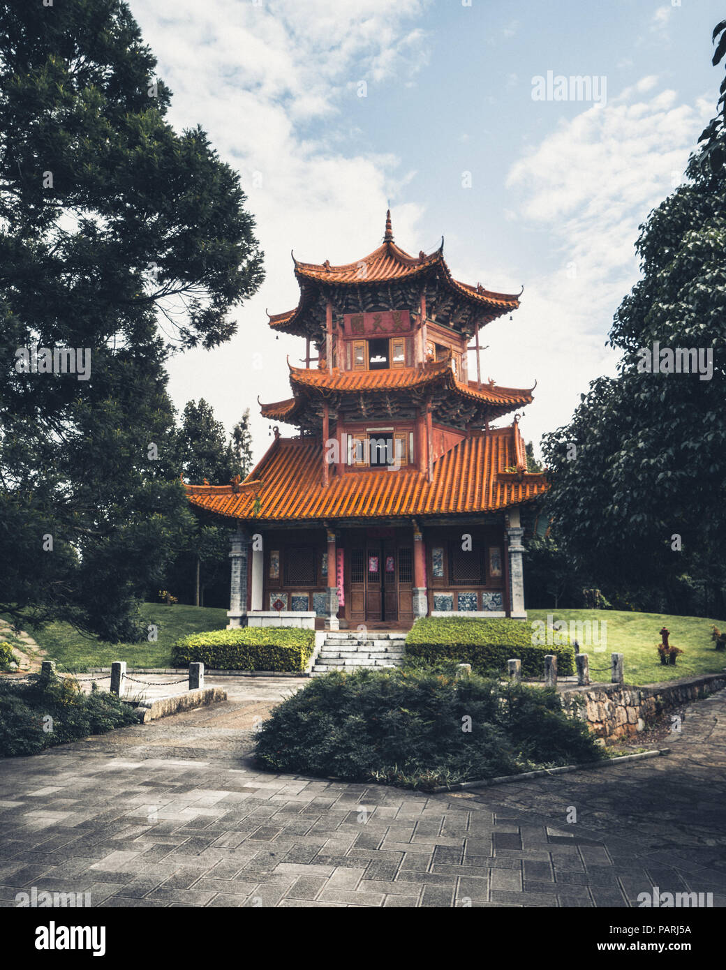 Traditionelle Architektur in Yunnan nationalitäten Dorf, Kunming, China Stockfoto