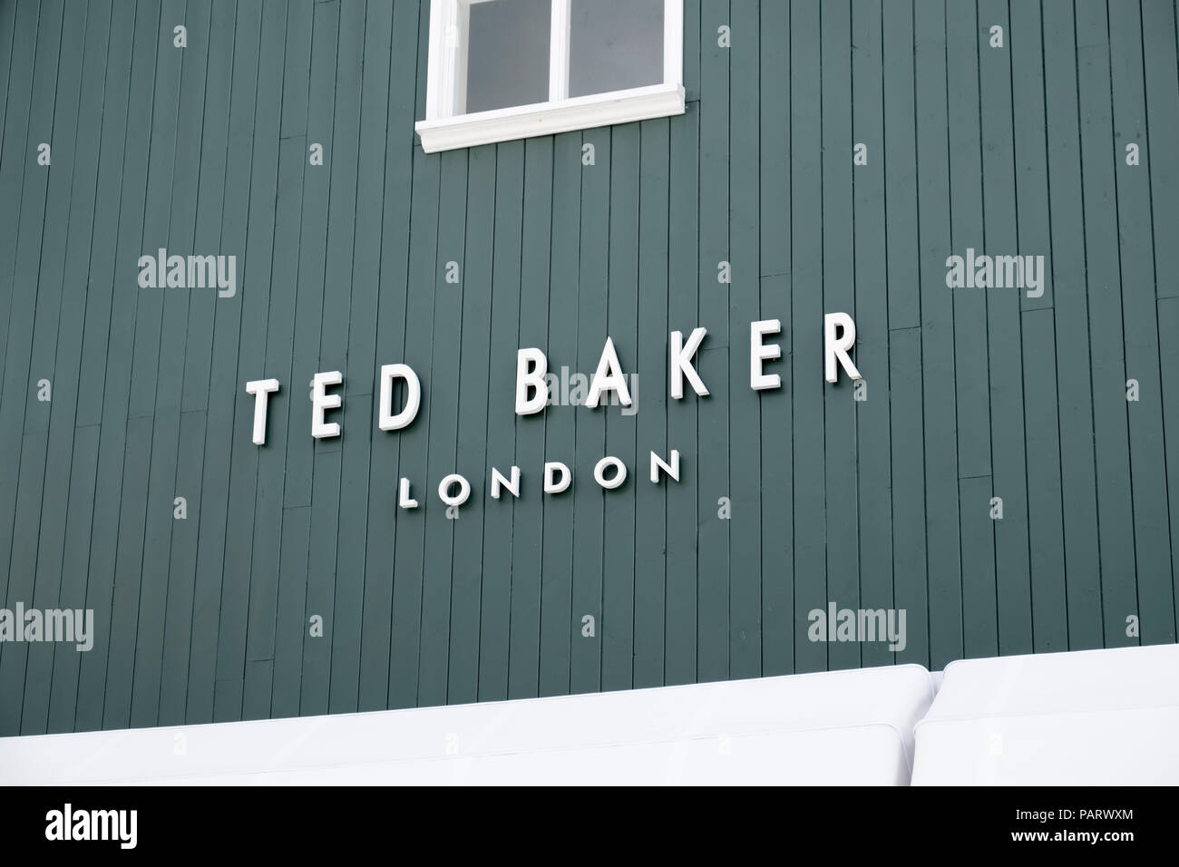 Ted Baker store logo Zeichen, Großbritannien Stockfoto