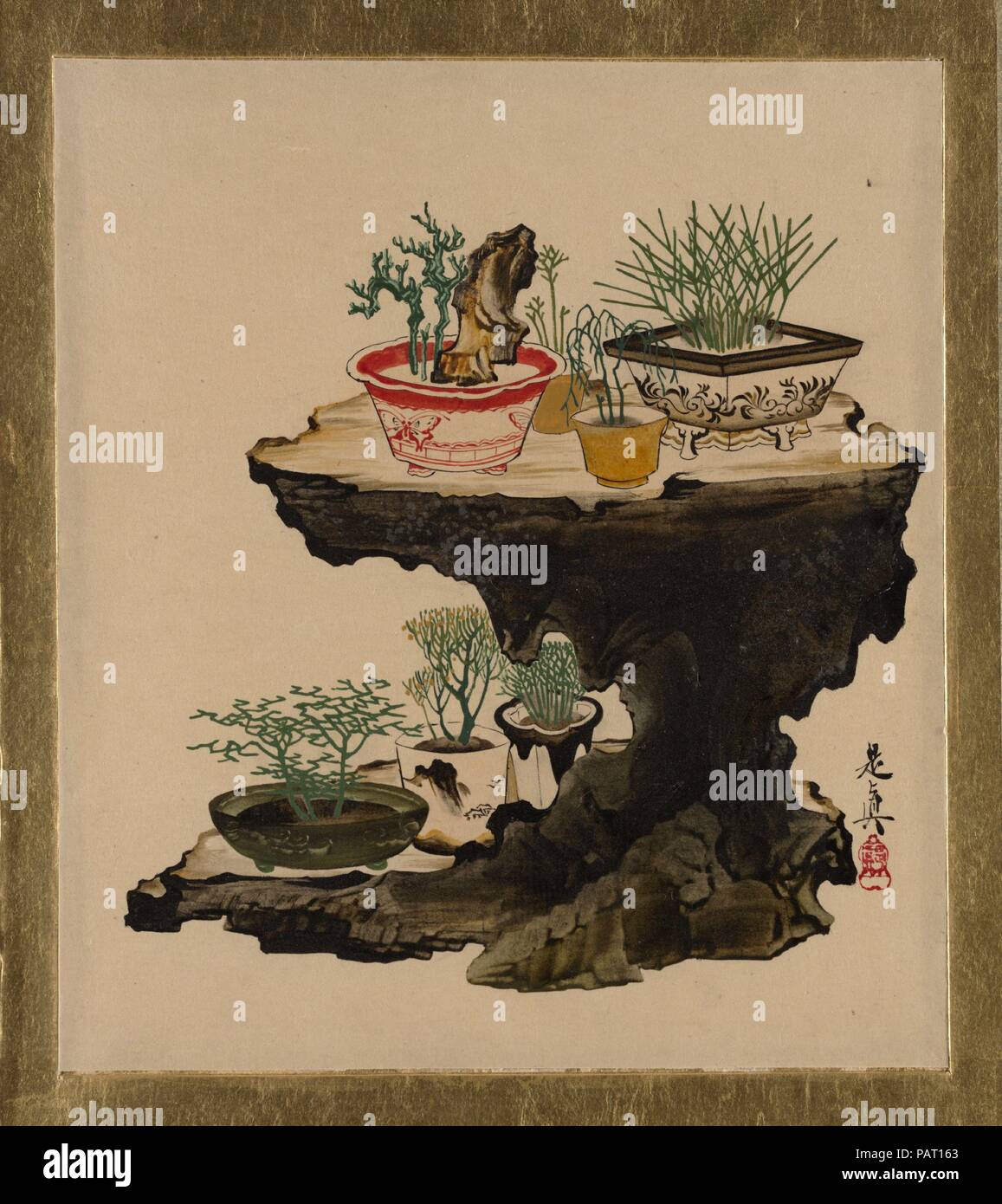 Lack Bilder der verschiedenen Themen: Bonsai. Artist: Shibata Zeshin (Japanisch, 1807-1891). Kultur: Japan. Abmessungen: 7 1/2 x 6 1/2 in. (19,1 x 16,5 cm). Datum: 1882. Die starke Farbe Wirkung in diesem Album gesehen wird durch die Verwendung von Lack als Gemälde Medium erreicht. Malen mit Lack auf Papier war eine der Techniken Zeshin in seinen eigenen Stil entwickelt. Trotz der schweren Material, Zeshin's geschickte brushwork und seine technische Erfindungen mit dem Material machte es möglich, verschiedene Texturen als mit Tuschemalerei zu erstellen. Darüber hinaus werden einige Lack Techniken, wie Perlmutt Inlays und die Stockfoto