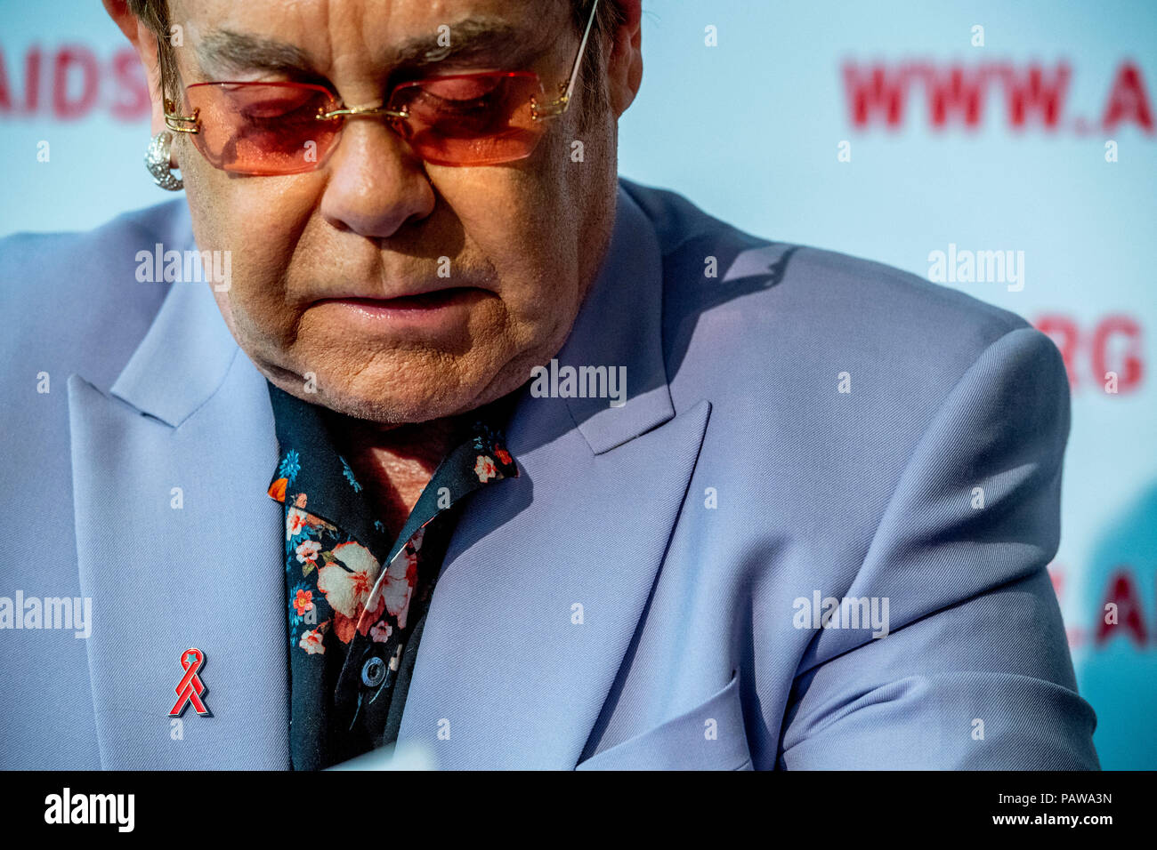 Elton John auf der Internationalen AIDS-Konferenz in der Rai Amsterdam, Niederlande, 24. Juli 2018. Foto: Patrick Van Katwijk | Stockfoto