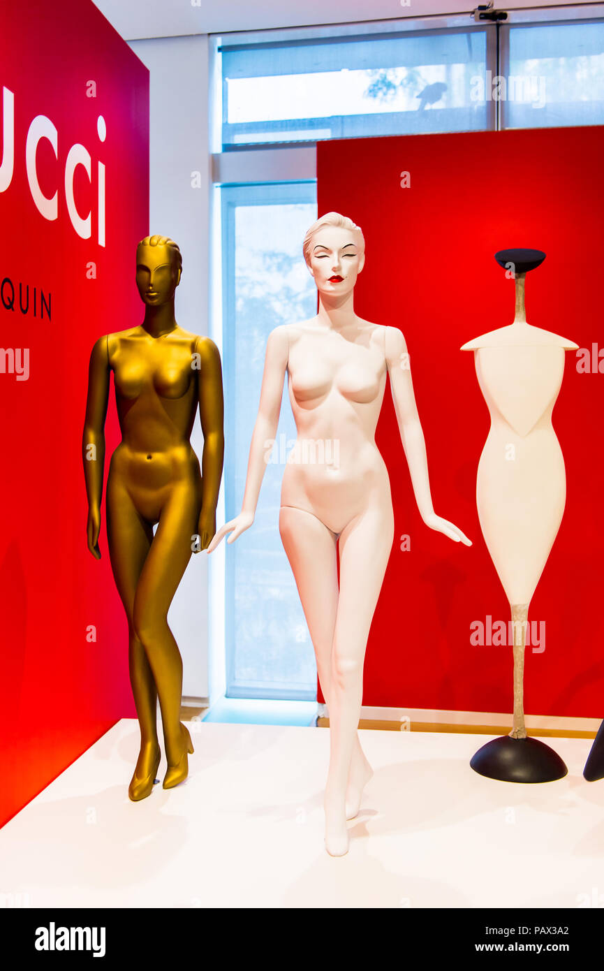 NEW YORK, USA - Okt 8, 2015: Kunst der Schaufensterpuppe Sammlung von Ralph Pucci im Museum für Kunst und Design (MAD), Manhattan, New York. Es war establishe Stockfoto