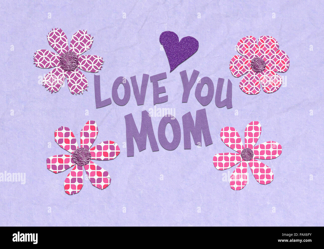 Retro ich liebe dich Mama Nachricht in Handarbeit Papier schneiden Handwerk Stil für Muttertag oder Geburtstag Stockfoto