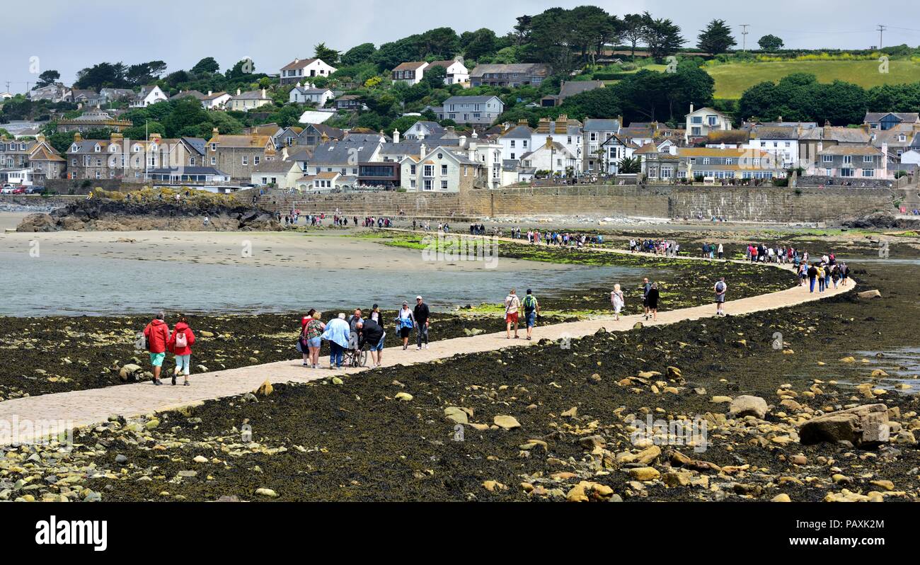 St Michael's Mount Causeway, St Michael's Mount, Karrek Loos yn Koos, Marazion, Cornwall, England, Großbritannien Stockfoto