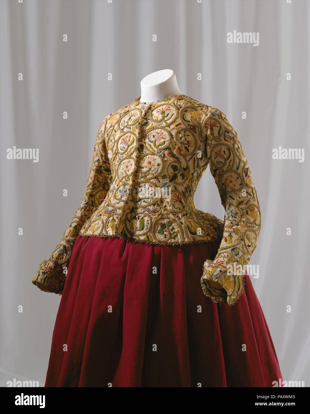 Jacke. Kultur: Britische. Datum: Ca. 1616. In diesem 17. Jahrhundert Jacke, Blumen- und pflanzlichen Motiven für mit wissenschaftliche Klarheit bilanziert werden aber montiert entlang der traditionellen Kontinuierliche schlängelt. Wie siebzehnten Jahrhundert stillleben Gemälde in seiner globalen Reichweite und analytischen Ansatz, die Jacke sowohl Überfluß und Taxonomie vorschlägt. Museum: Metropolitan Museum of Art, New York, USA. Stockfoto