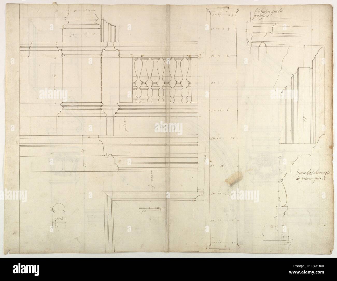 St. Peter's, Außen, Wohnung, Höhe und Abschnitt an der Basis mit Details der Sockel und Geländer, (recto) St. Peter, Außen, Tabernakel, Höhe und Abschnitt auf gewölbten Öffnung (verso). Maße: Blatt: 11 5/8 x 17 1/2 in. (29,5 x 44,5 cm). Verfasser der Stellungnahme: Gezeichnet von Anonym, Französisch, 16. Datum: Anfang bis Mitte des 16. Jahrhunderts. Museum: Metropolitan Museum of Art, New York, USA. Stockfoto