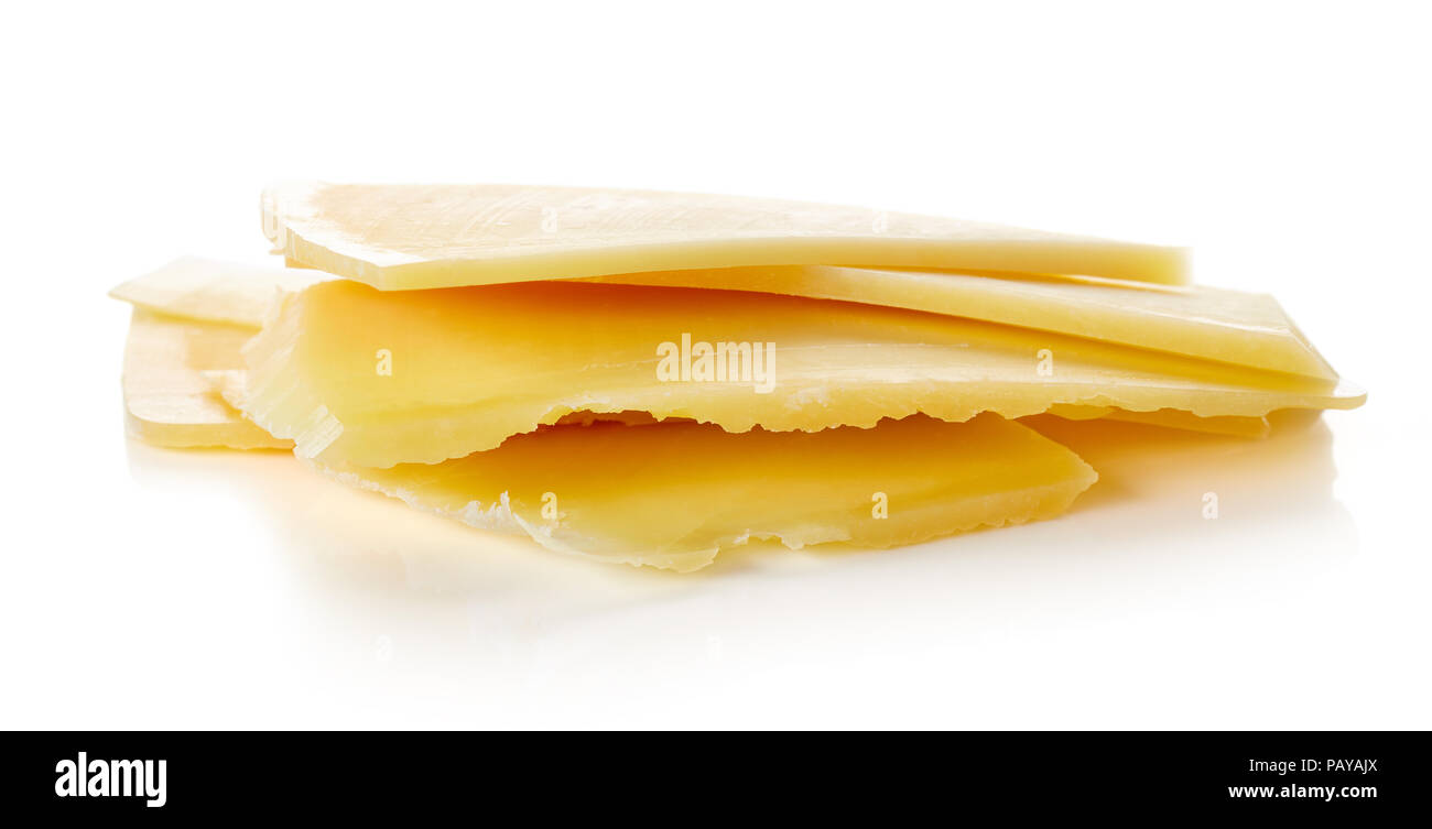 Käse Schichten isoliert auf weißem Hintergrund Stockfoto
