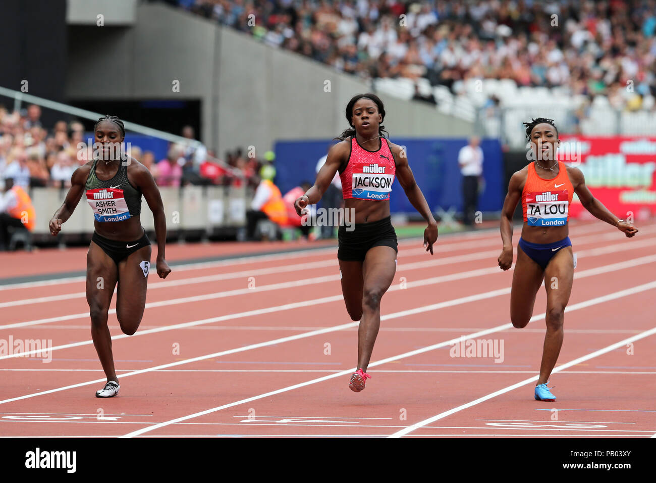 Marie-Josée TA LOU (Côte d'Ivoire, Elfenbeinküste), Shericka JACKSON (Jamaika), Dina ASHER - Smith (Großbritannien) Überqueren der Ziellinie in 200 m-Finale der Frauen im Jahr 2018 IAAF Diamond League, Jubiläum Spiele, Queen Elizabeth Olympic Park, Stratford, London, UK. Stockfoto
