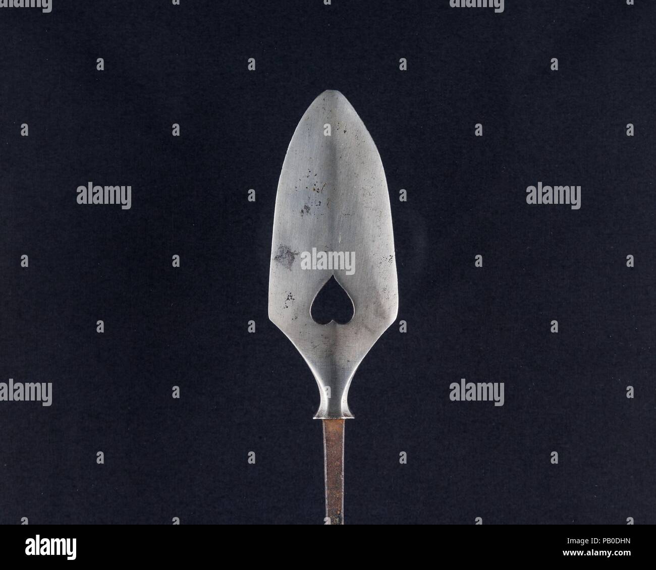 Pfeilspitze (Yanone). Kultur: Japanisch. Abmessungen: L 9 5/8 in. (24,4 cm); L. von Kopf 3 1/4 in. (8,3 cm); W. 1 1/4 in. (3,2 cm); Wt. 1.4 oz. (39,7 g). Datum: 18. Museum: Metropolitan Museum of Art, New York, USA. Stockfoto