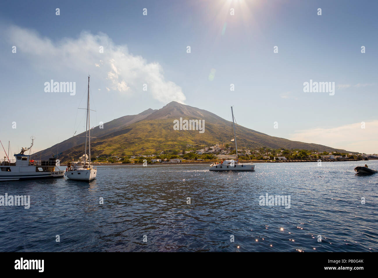 Vulkaninsel Stromboli, Äolische Inseln, Sizilien. Stockfoto
