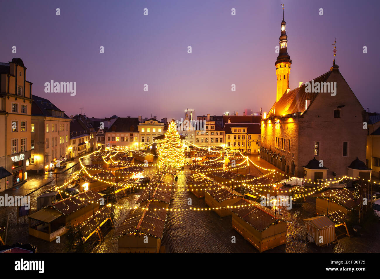 Weihnachtsmarkt in Tallinn, Estland Stockfoto