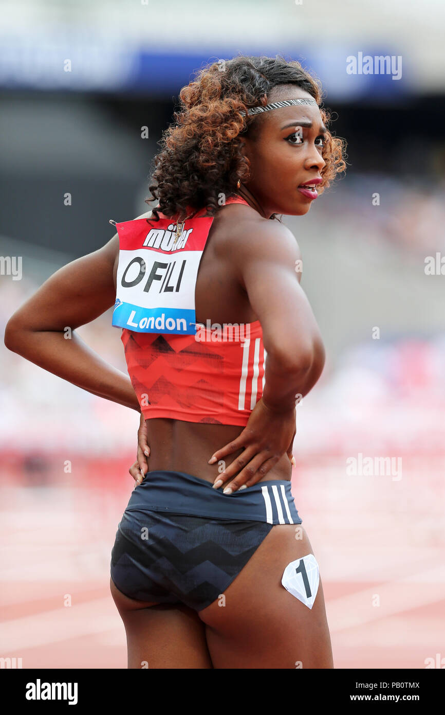 Cindy OFILI (Großbritannien) in den Frauen 100m Hürden Wärme 2 2018 konkurrieren, IAAF Diamond League, Jubiläum Spiele, Queen Elizabeth Olympic Park, Stratford, London, UK. Stockfoto
