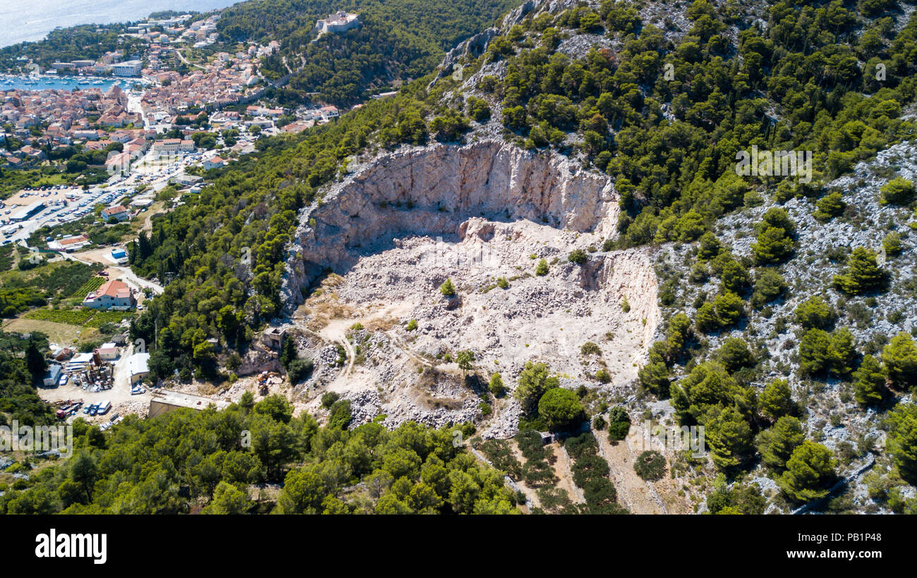Ehemalige Stein Grube in der Stadt Hvar, Insel Hvar, Kroatien Stockfoto