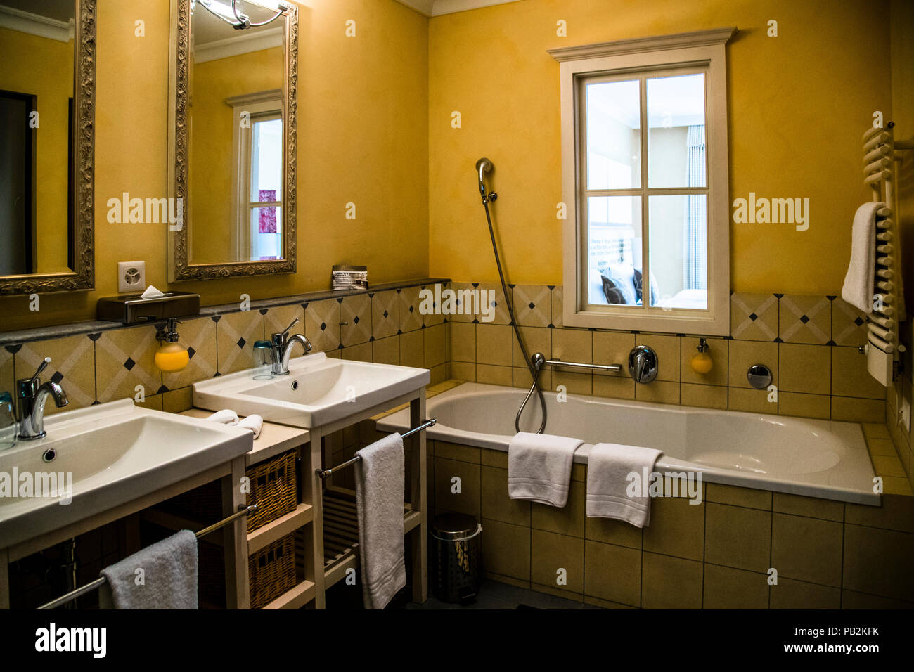 Hotel Lenkerhof, Lenk, Schweiz. Alle Zimmer und Suiten sind individuell eingerichtet Stockfoto