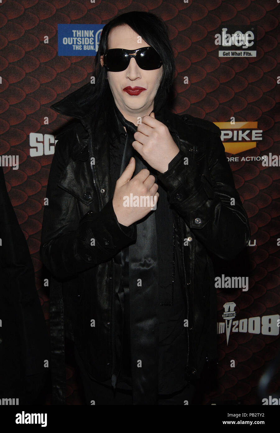 Marilyn Manson - Spike TV Scream Awards 2008 im Griechischen Theater in Los Angeles. MansonMarilyn 63A Red Carpet Event, Vertikal, USA, Filmindustrie, Prominente, Fotografie, Bestof, Kunst, Kultur und Unterhaltung, Topix Prominente Fashion/Vertikal, Besten, Event in Hollywood Leben - Kalifornien, Roter Teppich und backstage, USA, Film, Stars, Film Stars, TV Stars, Musik, Promis, Fotografie, Bestof, Kunst, Kultur und Unterhaltung, Topix, vertikal, eine Person, die aus den Jahren 2006 bis 2009, Anfrage tsuni@Gamma-USA.com - drei Viertel Stockfoto