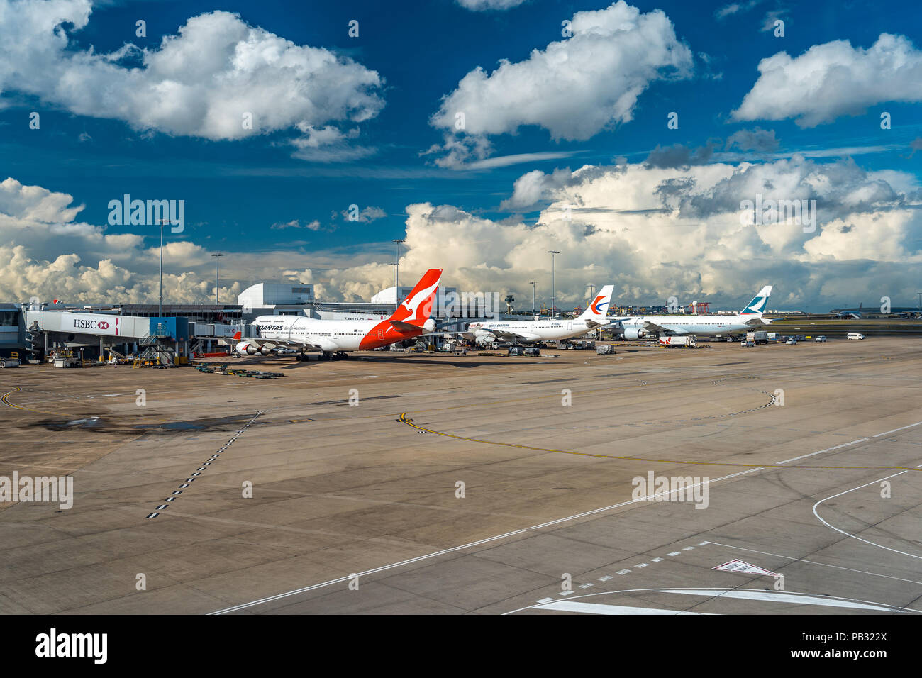 Sydney, Australien - Flugzeuge am Flughafen Sydney angedockt Stockfoto
