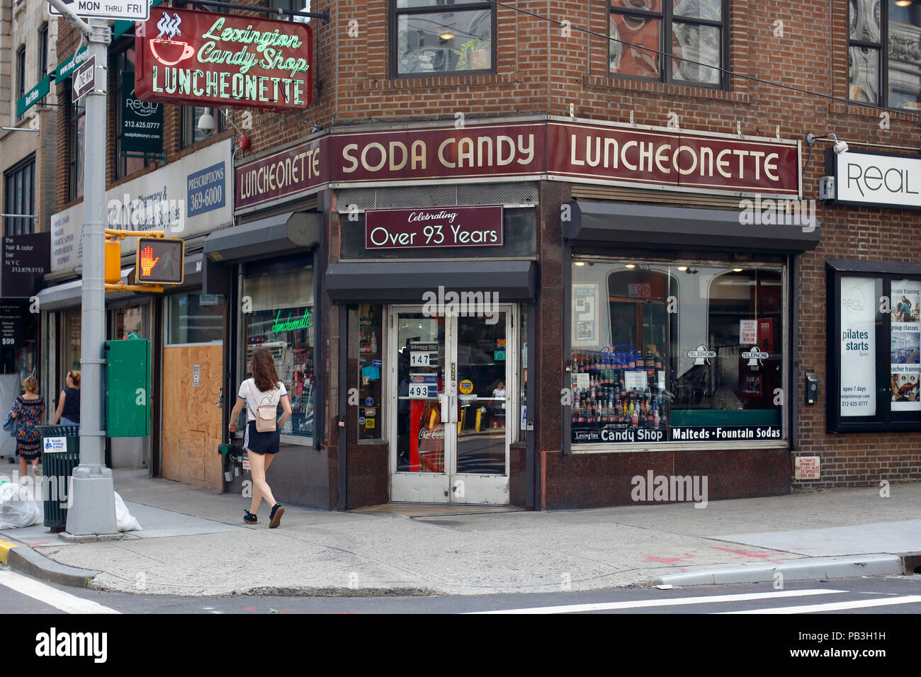 Lexington Candy Shop, 1226 Lexington Ave., New York, NY. aussen Storefront eines Luncheonette in der Upper East Side von Manhattan. Stockfoto