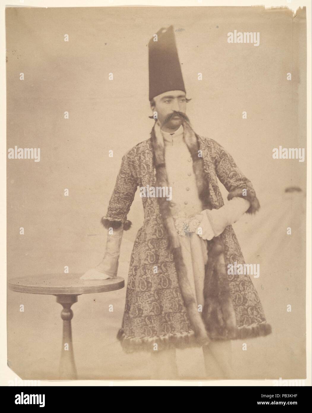 [Naser al-Din Schah]. Artist: Möglicherweise von Luigi Pesce (Italienisch, 1818-1891). Person im Foto: Person im Foto Naser ad-Din Schah (Iran, Teheran Teheran 1831-1896). Datum: 1840s-60s. Museum: Metropolitan Museum of Art, New York, USA. Stockfoto