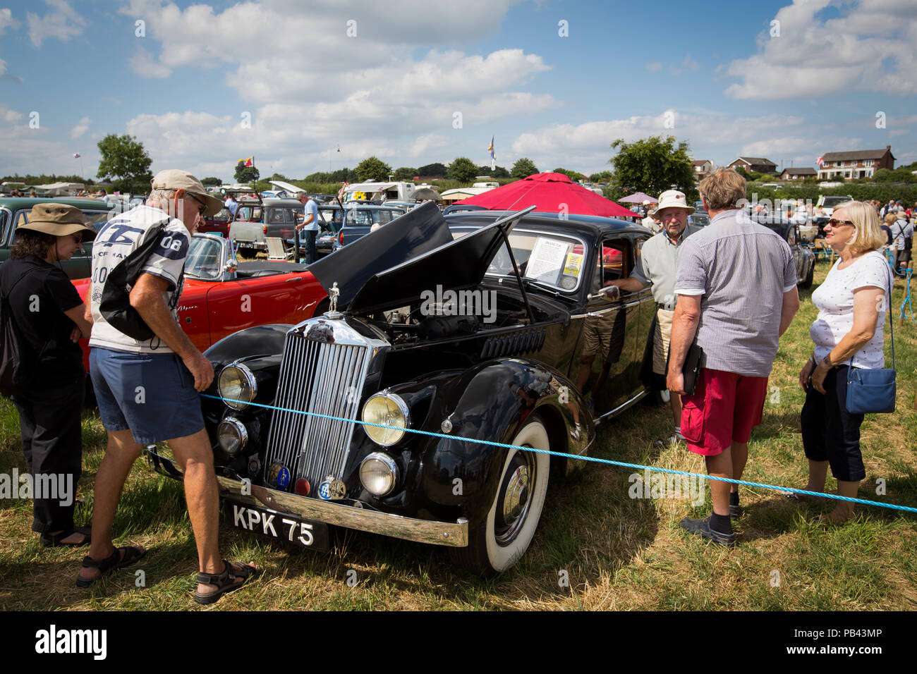 Ein Buick Invicta im Rahmen der Classic Car Show im 2018 Cheshire Steam Fair Stockfoto