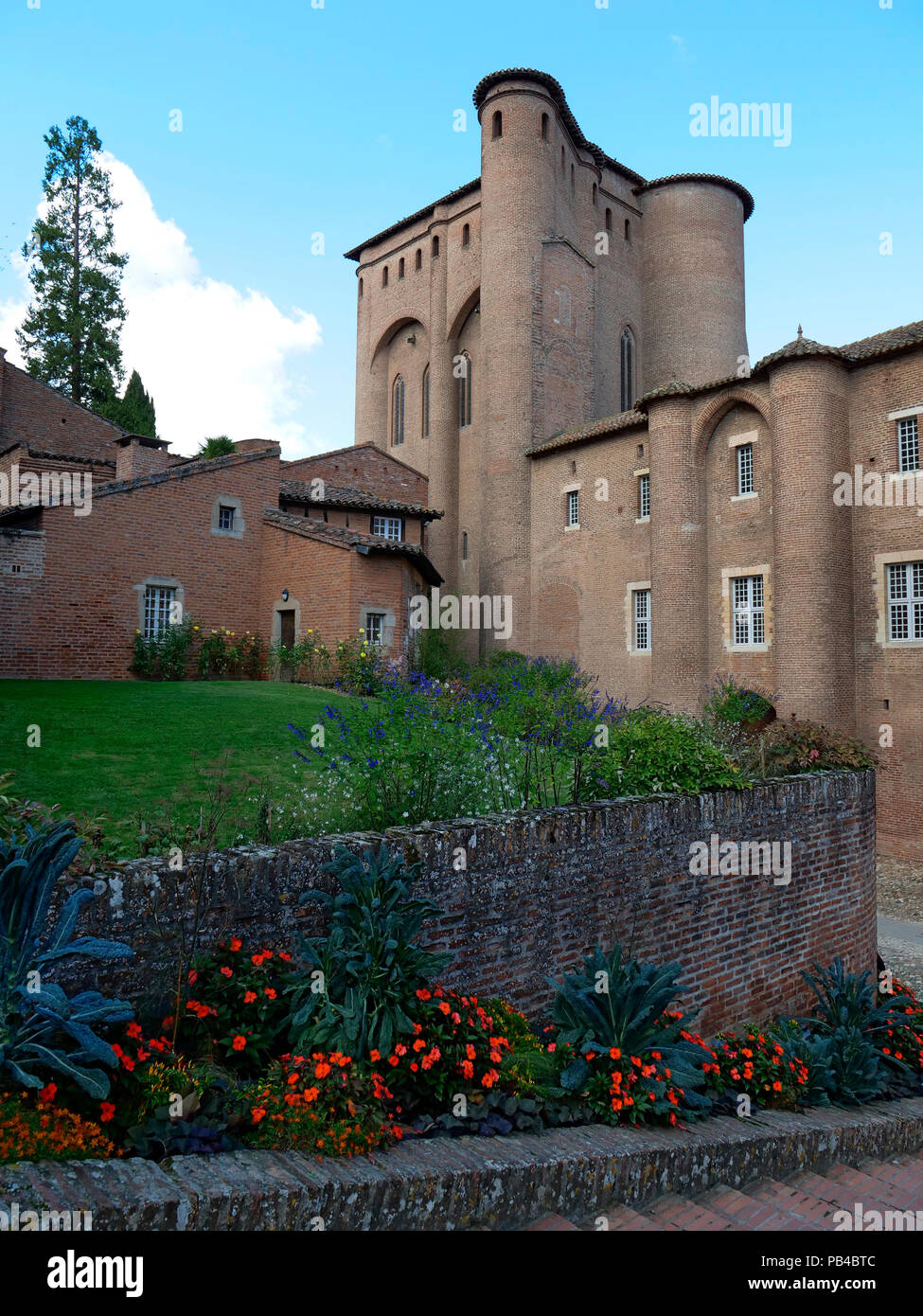 Der Palast Berbie, Toulouse-Lautrec Museum und Gärten (Les Jardins de la Berbie), Albi, Frankreich Stockfoto