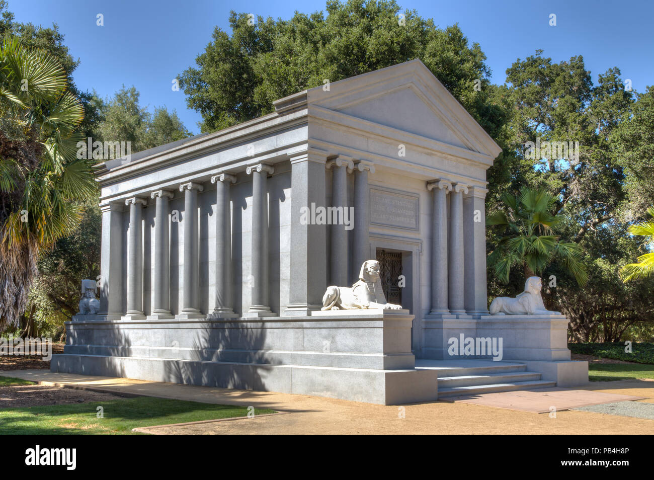 STANFORD, VEREINIGTE STAATEN - 6. Juli: Die Leland Stanford Familie Mausoleum auf dem Gelände der Stanford University. Stockfoto