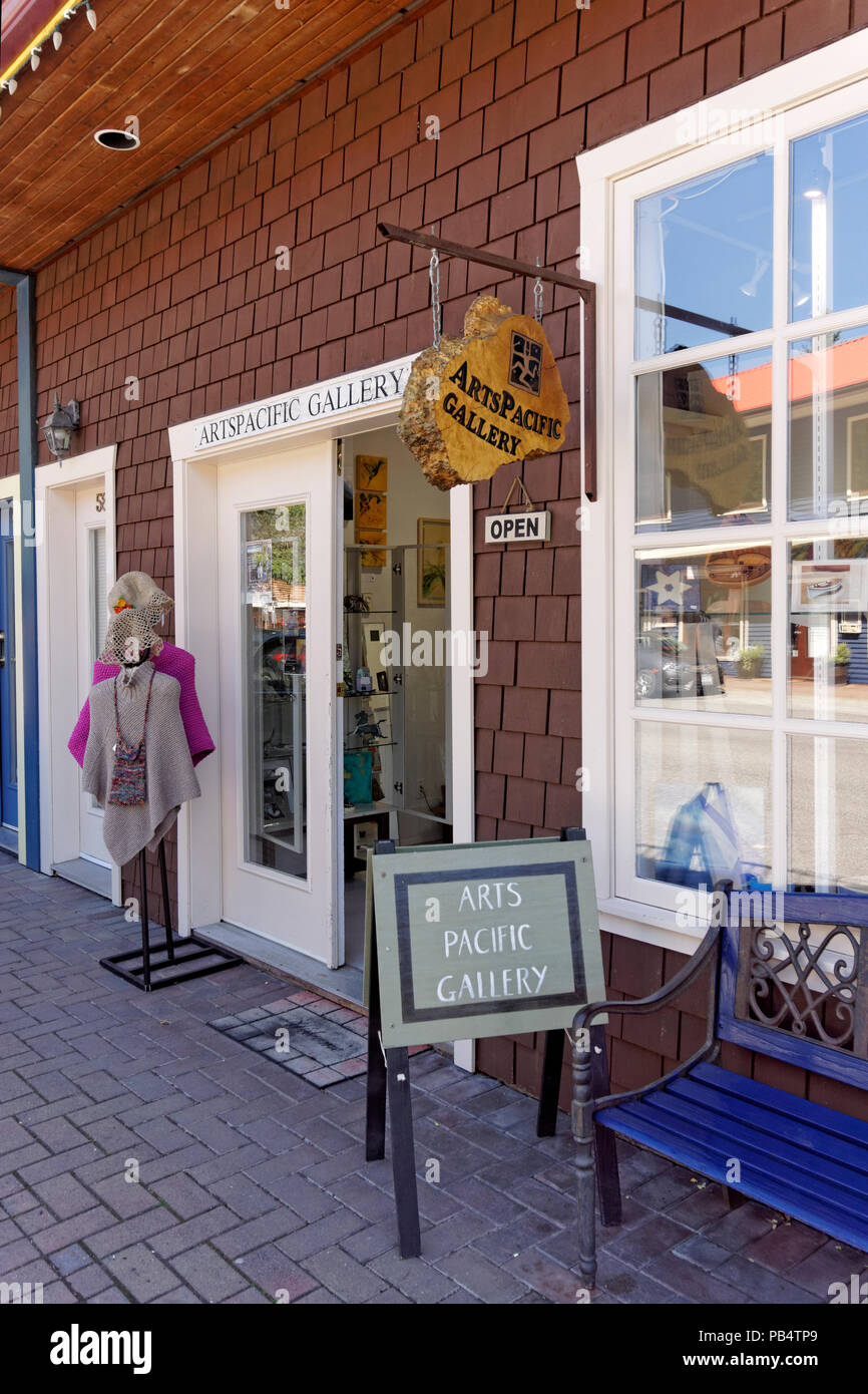 ArtsPacific Kunstgalerie in Artisan Quadrat auf Bowen Island in der Nähe von Vancouver, British Columbia, Kanada Stockfoto