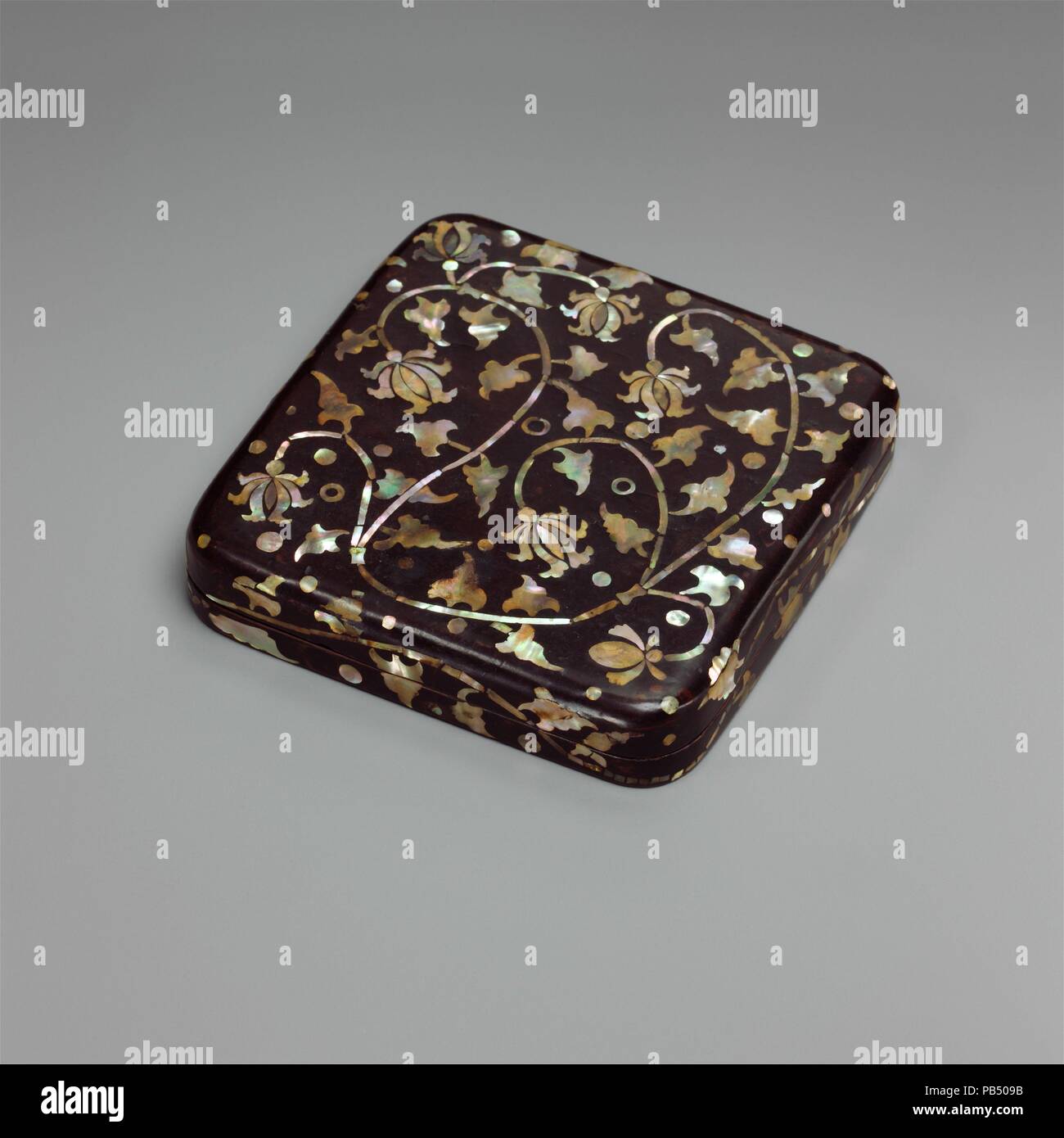 Korean Lacquer Stockfotos Und Bilder Kaufen Alamy