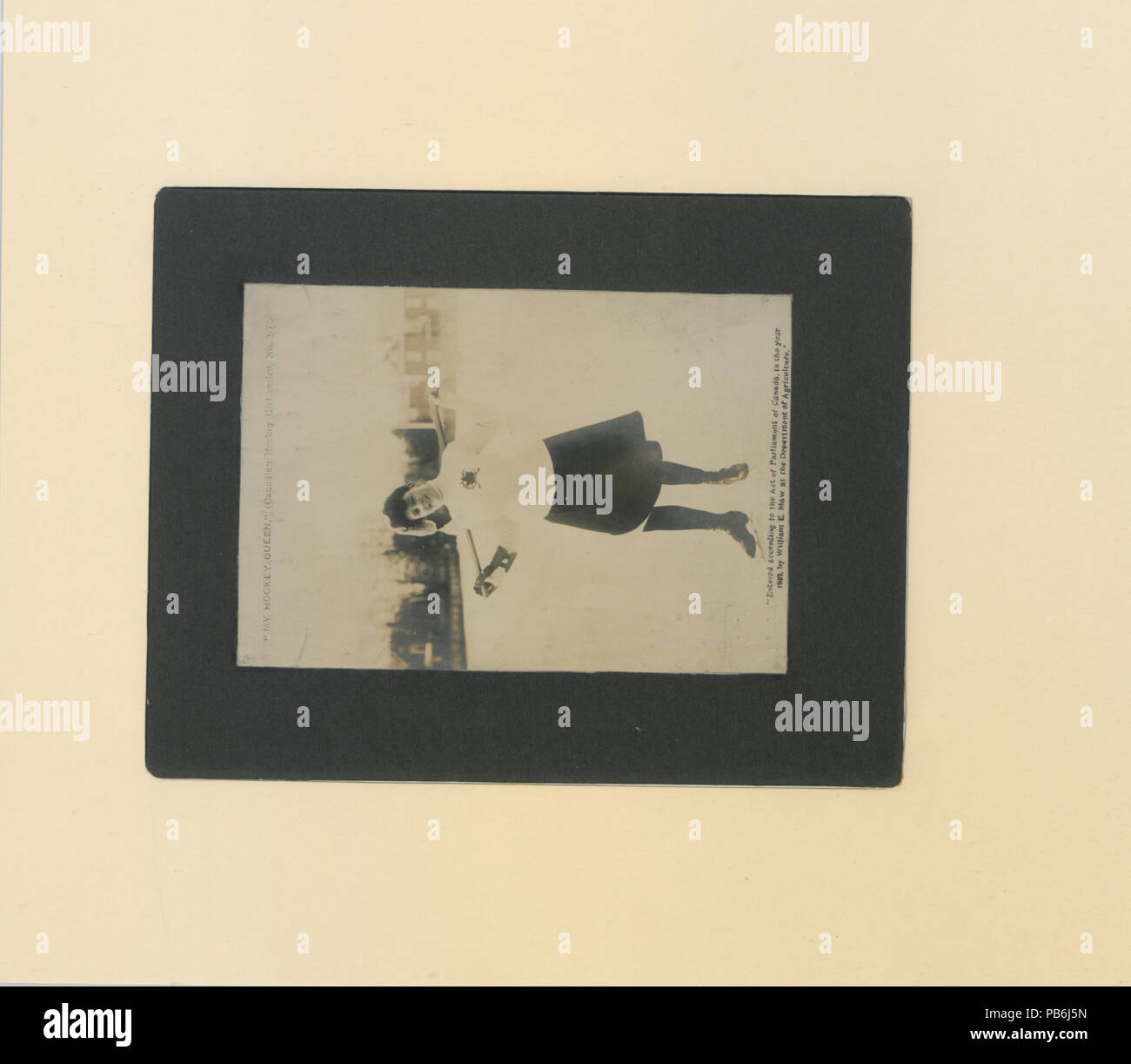 1075 Meine hockey Königin Canadian Hockey Mädchen Serie Nr. 1 (HS 85-10 -14561) Original Stockfoto