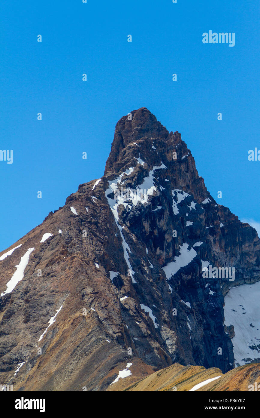 Hilda Peak als von Parker Ridge Wanderweg im Jasper Nationalpark auf dem Icefields Parkway gesehen. Stockfoto