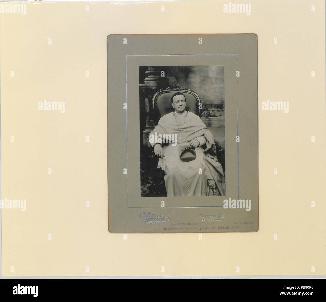 760 Seine Exzellenz Msgr. falconio Sitzen (HS 85-10 -10896) Original Stockfoto