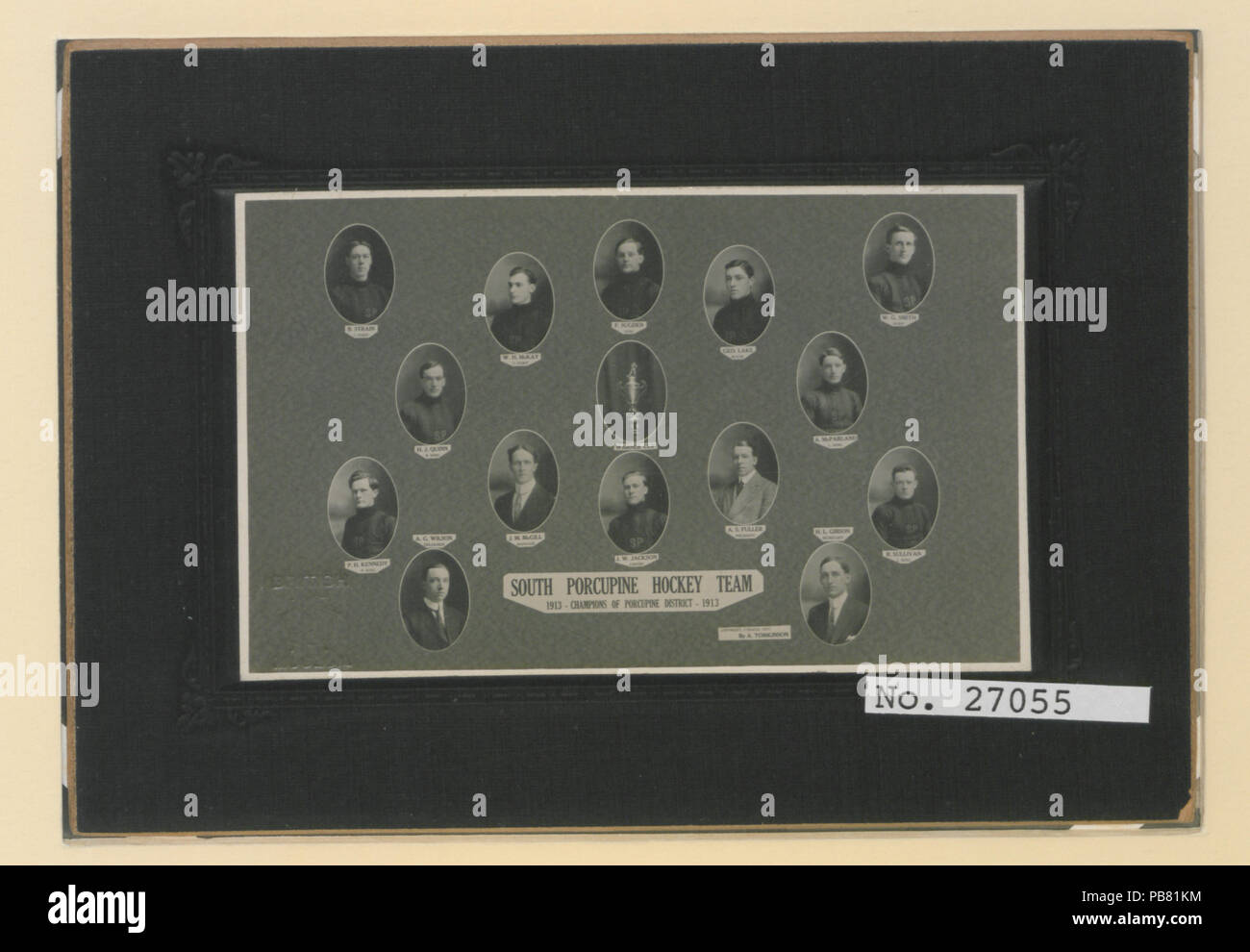 1553 South Porcupine Hockey Team Champions von Porcupine District, 1913 (HS 85-10 -27055) Original Stockfoto