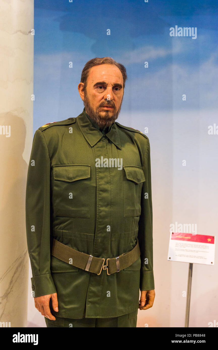 NEW YORK, USA - 22.September 2015: Fidel Castro in der Madame Tussaud Wax Museum, Times Square, New York City. Marie Tussaud wurde geboren, als Marie Grosholtz i Stockfoto