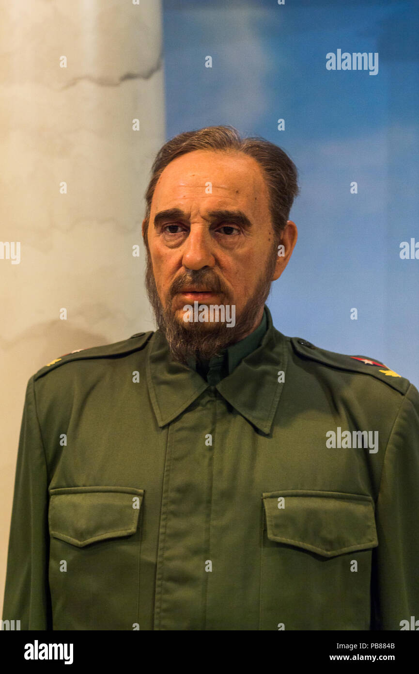 NEW YORK, USA - 22.September 2015: Fidel Castro in der Madame Tussaud Wax Museum, Times Square, New York City. Marie Tussaud wurde geboren, als Marie Grosholtz i Stockfoto