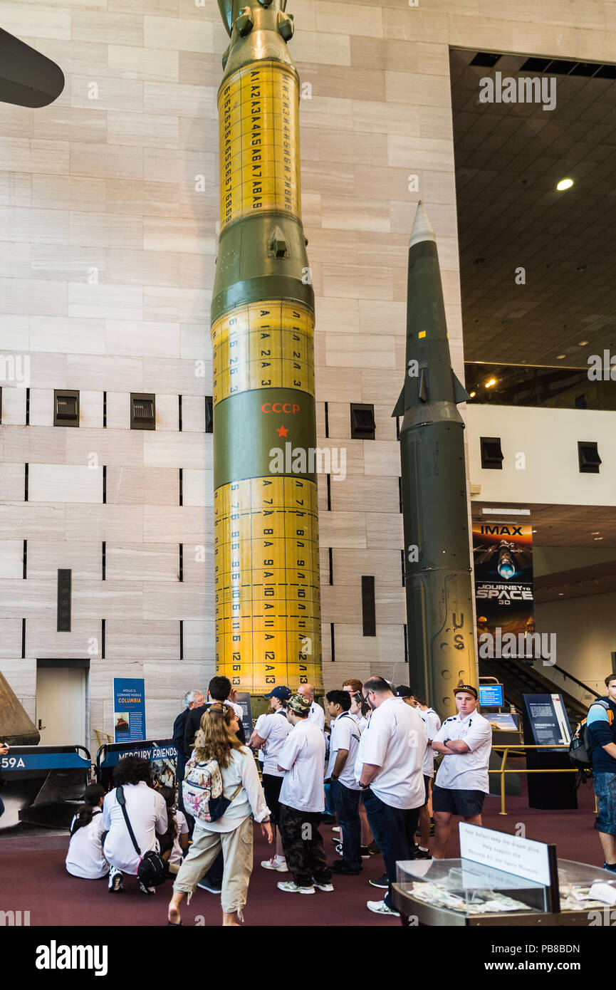 WASHINGTON, USA - Sep 24, 2015: Die Meilensteine der Flug Eingangshalle des National Air und Space Museum (NASM). Es war 1946 als die etablierten Stockfoto