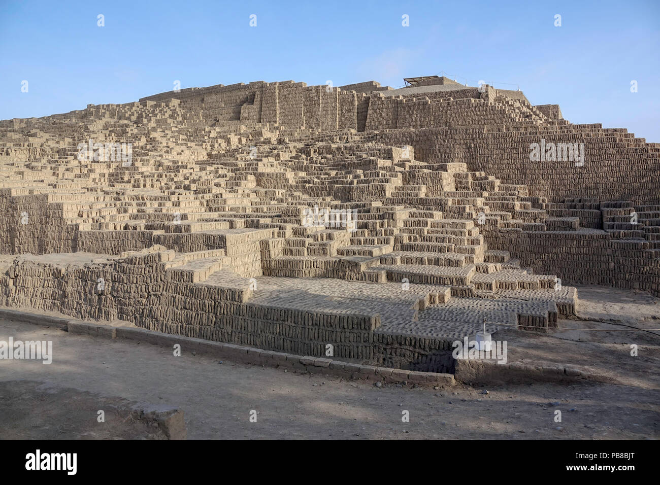 Huaca Pucllana oder Huaca Juliana, ein großer Adobe und Ton Pyramide Stockfoto