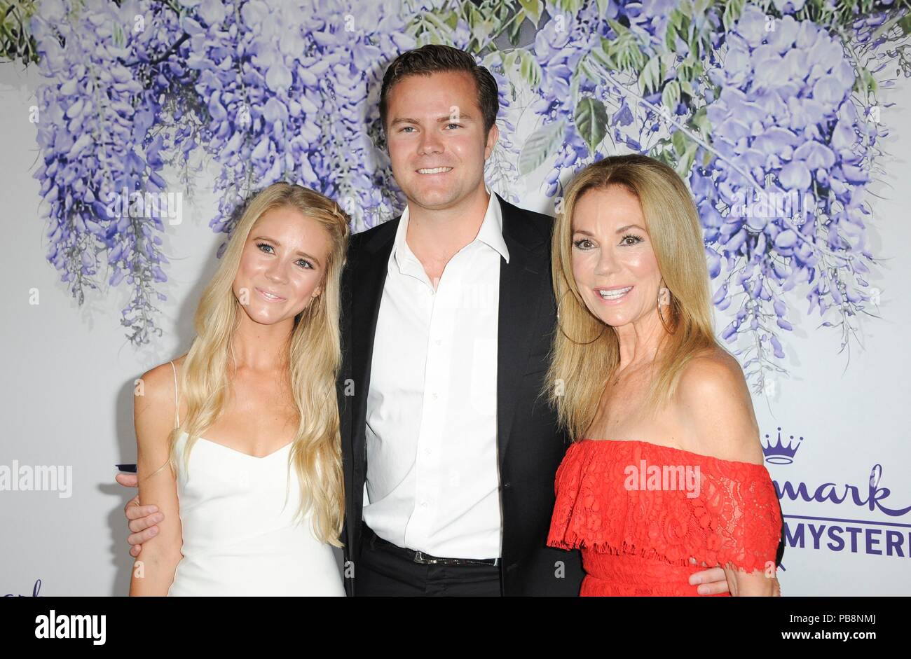 Beverly Hills, CA. 26. Juli, 2018. Cassie Gifford, Cody Gifford, Kathie Lee Gifford in der Ankunftshalle für Hallmark Channel Sommer 2018 TCA Presse Tour Event, private Residenz, Beverly Hills, CA 26. Juli 2018. Credit: Elizabeth Goodenough/Everett Collection/Alamy leben Nachrichten Stockfoto