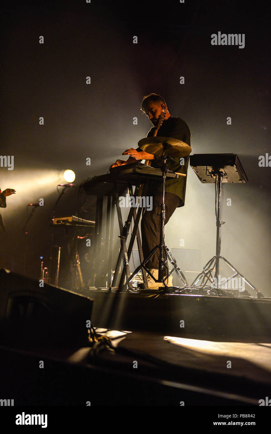Bonobo konzerte Fotos und Bildmaterial in hoher Auflösung Alamy