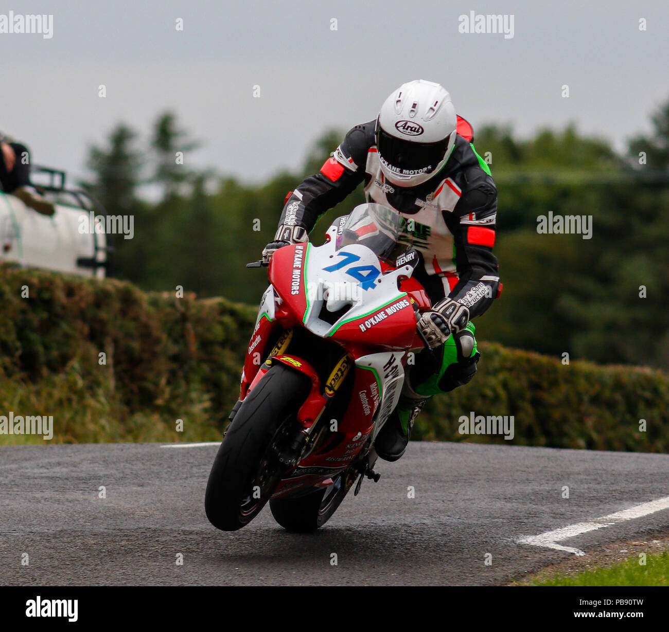 Consolation-maisonnettes, Antrim, Nordirland. 27. Juli, 2018. Die armoy Straße Rennen; Tommy Henry endet auf Platz 2 in der öffnung Senior Support rennen Credit: Aktion plus Sport/Alamy leben Nachrichten Stockfoto