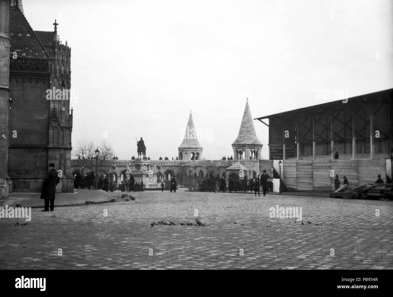 1593 Szentháromság tér eine IV. Károly koronázásának idejére épített ideiglenes tribünnel. 59067 Fortepan Stockfoto