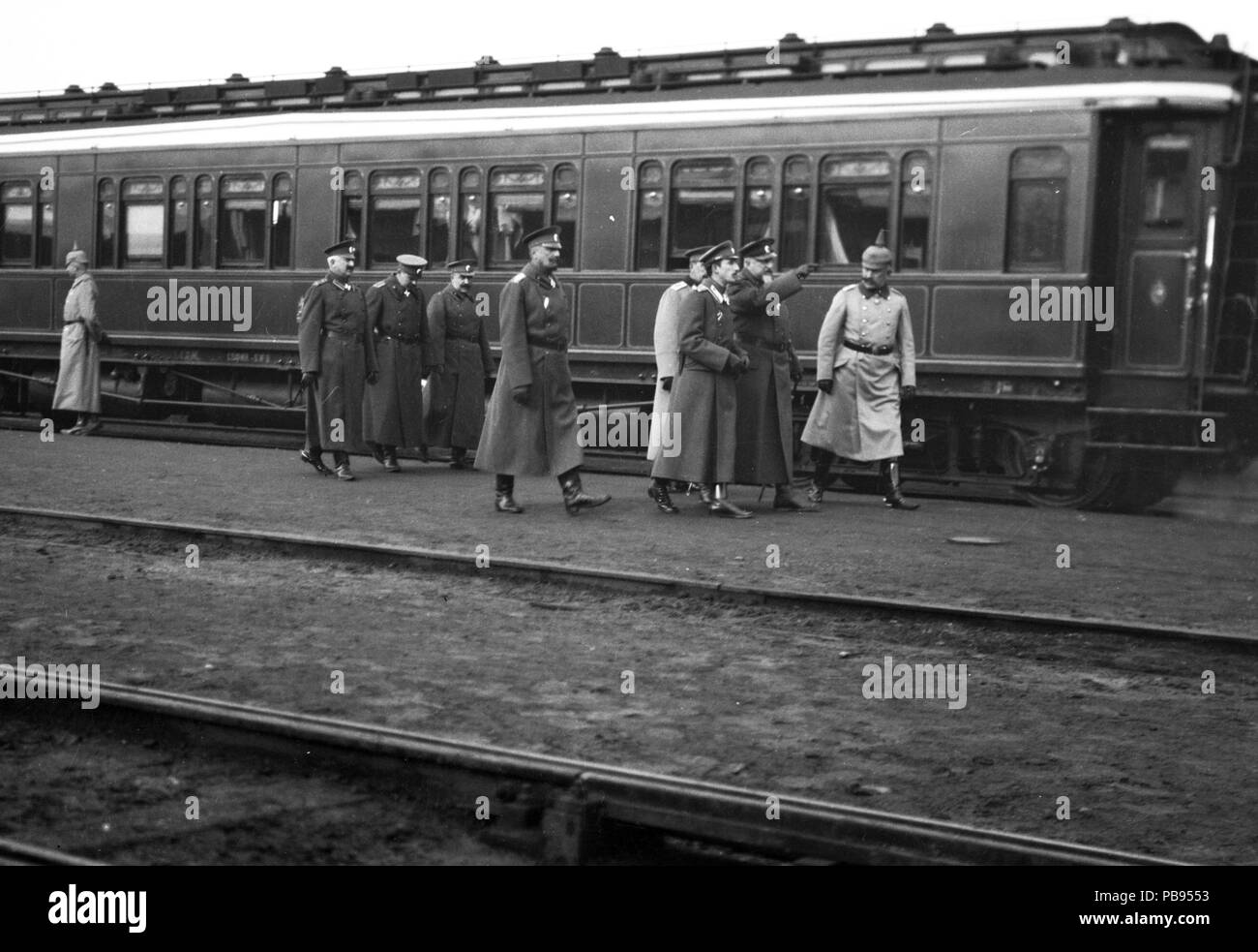 1238 Pályaudvar, jobbról - August von Mackensen német Tábornok, I. Ferdinánd bolgár cár, Boris bolgár trónörökös. Fortepan 59103 Stockfoto
