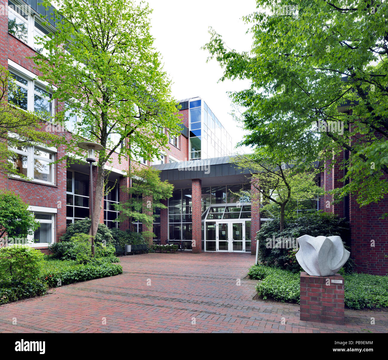 Cloppenburger Kreishaus, Sitz der Kreisverwaltung und Bezirksrat, Cloppenburg, Niedersachsen, Deutschland Stockfoto