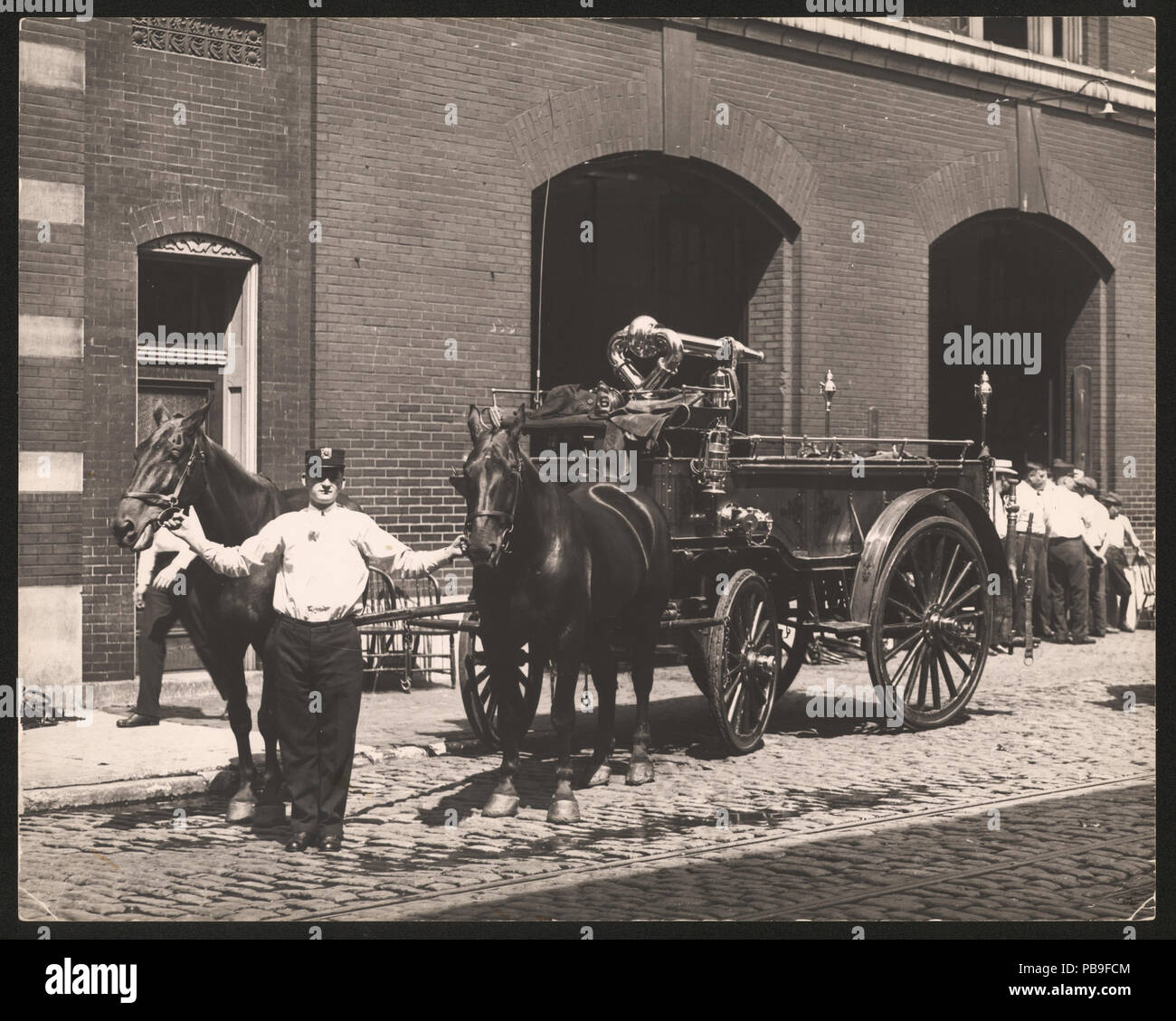 769 Pferden gezogenen fire truck vor der Feuerwache. Elfte und Lucas Straßen Stockfoto