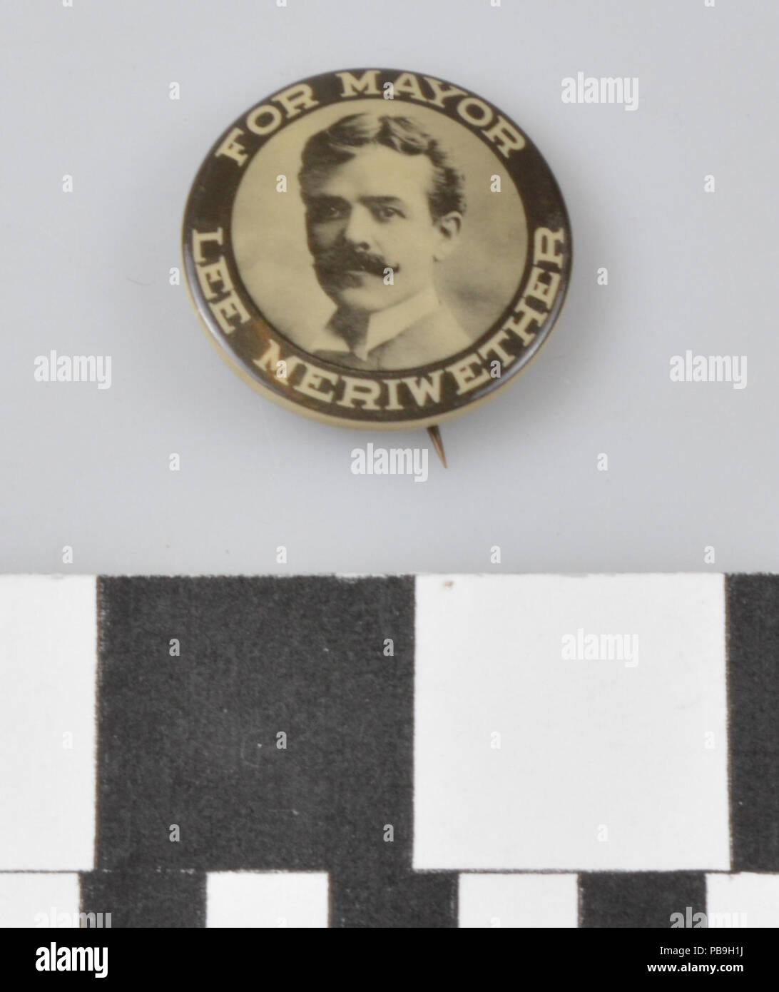 894 Lee Meriwether bürgermeisterlichen Kampagne Pin Stockfoto