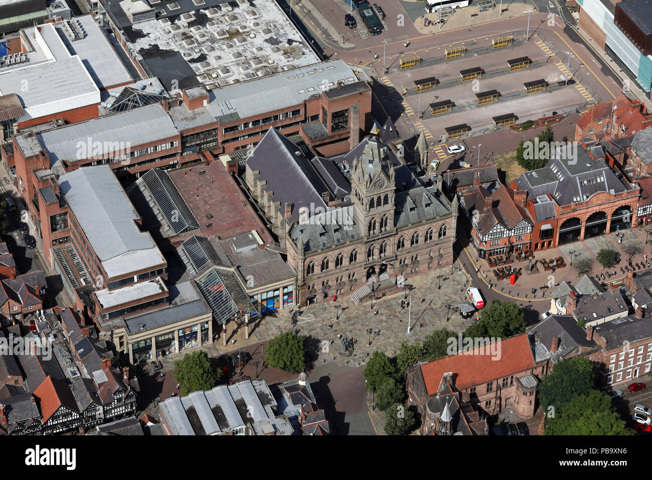 Luftaufnahme von Chester Rathaus, Northgate Street, CH1 2HQ Stockfoto