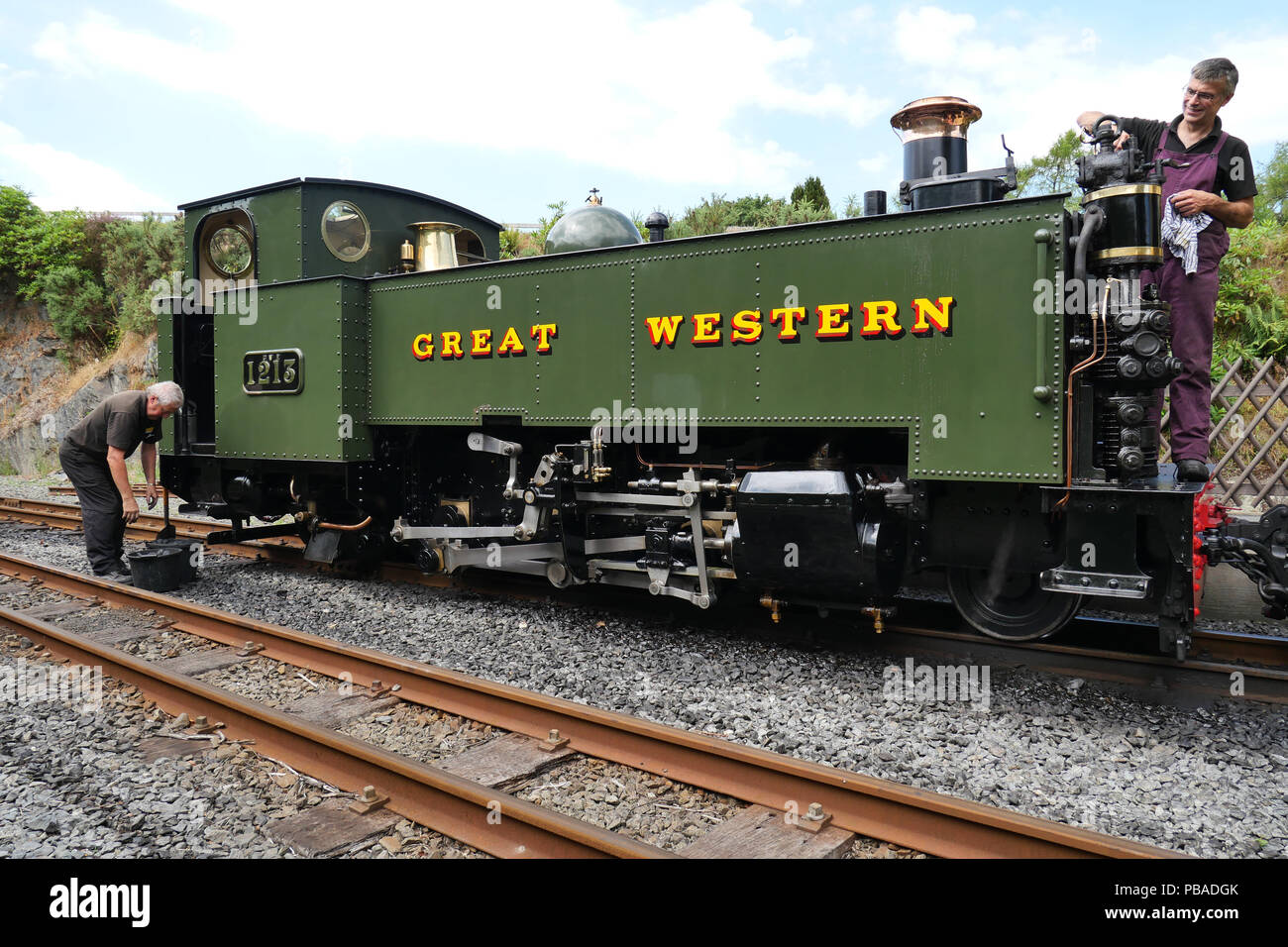Great Western Railway Prairie Klasse 1213. Im Jahr 1923 gemacht. Wartung, die 1213 an der Devil's Bridge Bahnhof, Wales, UK. 26. Juli 201 Stockfoto