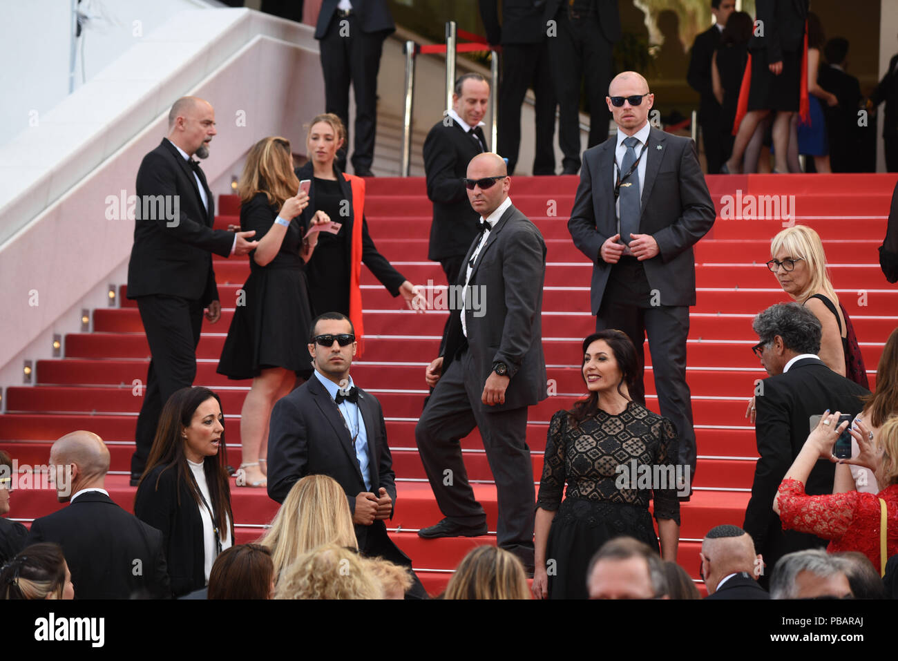 Mai 16, 2016 - Cannes, Frankreich: Miri Regev die "Lieben" Premiere während des 69. Filmfestival in Cannes teil. La ministre israelienne Miri Regev, entouree de gardes du corps, lors du 69eme Festival de Cannes. *** Frankreich/KEINE VERKÄUFE IN DEN FRANZÖSISCHEN MEDIEN *** Stockfoto