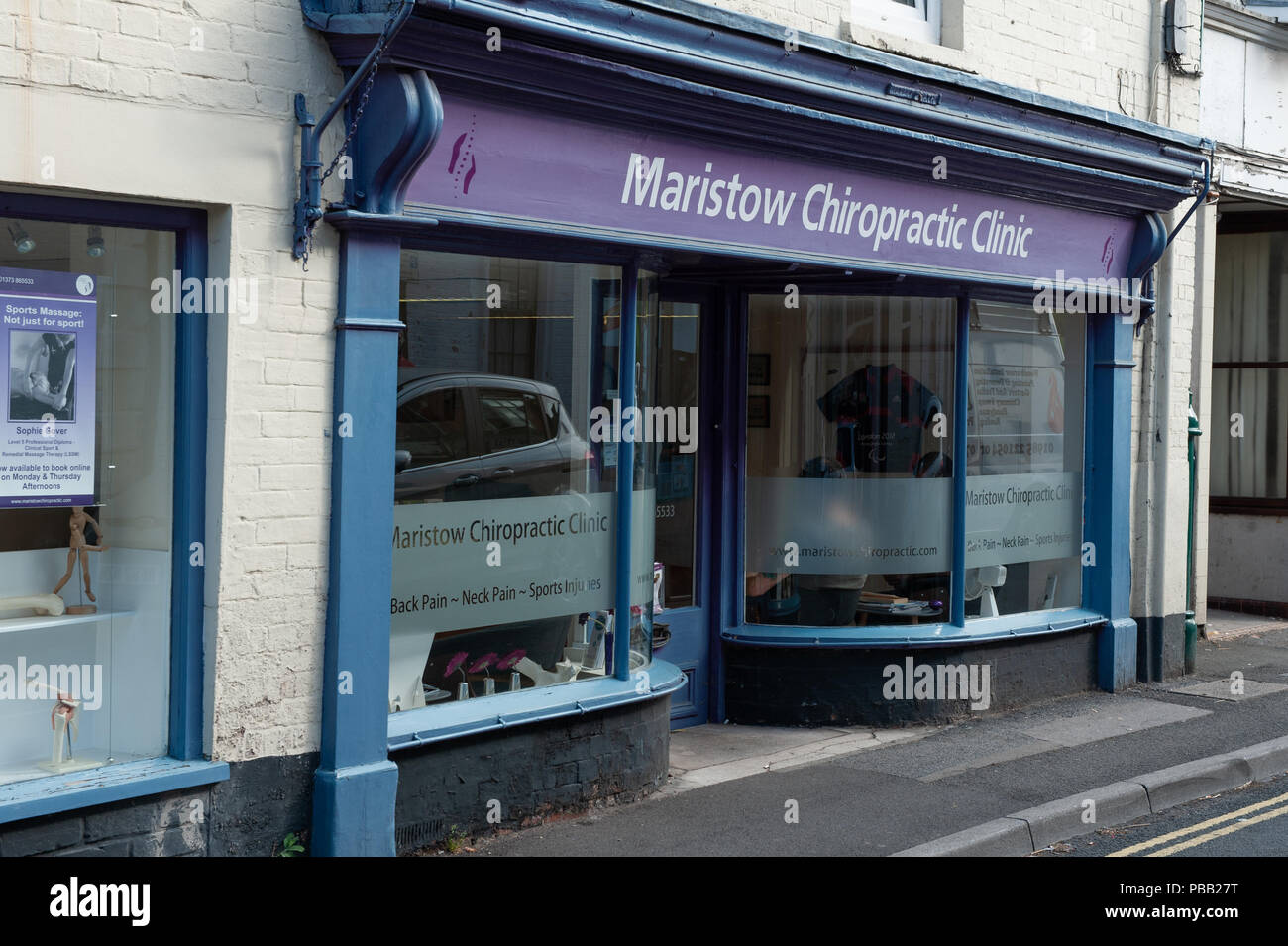 Vorderansicht des Maristow Chiropraktik Klinik, Maristow Straße, Westbury, Wiltshire, UK. Stockfoto